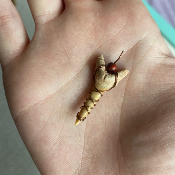 Handmade REAL Sharktooth Red Jasper Necklace Pendant - Picture 1 of 1